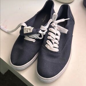 Universal thread size 6